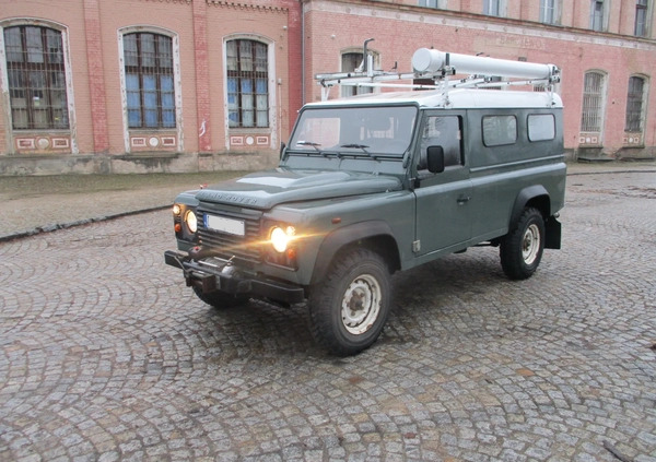 Land Rover Defender cena 69900 przebieg: 230000, rok produkcji 2010 z Żnin małe 154
